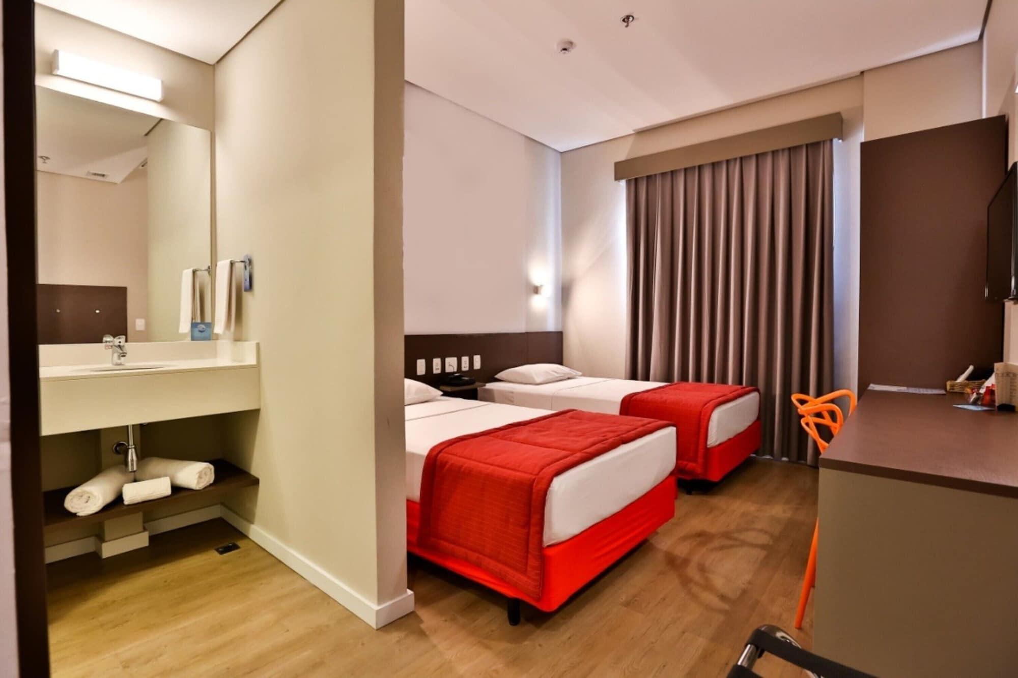 Summit Suites Hotel Pindamonhangaba Zewnętrze zdjęcie