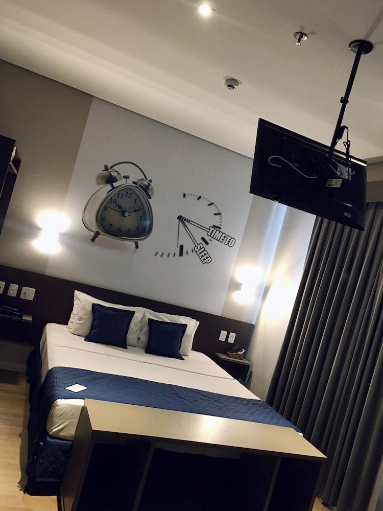 Summit Suites Hotel Pindamonhangaba Zewnętrze zdjęcie