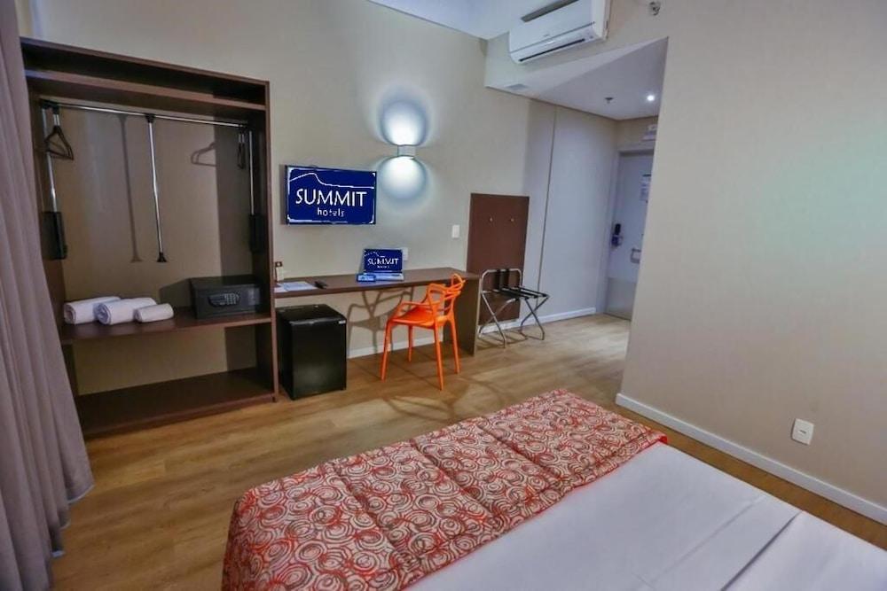 Summit Suites Hotel Pindamonhangaba Zewnętrze zdjęcie