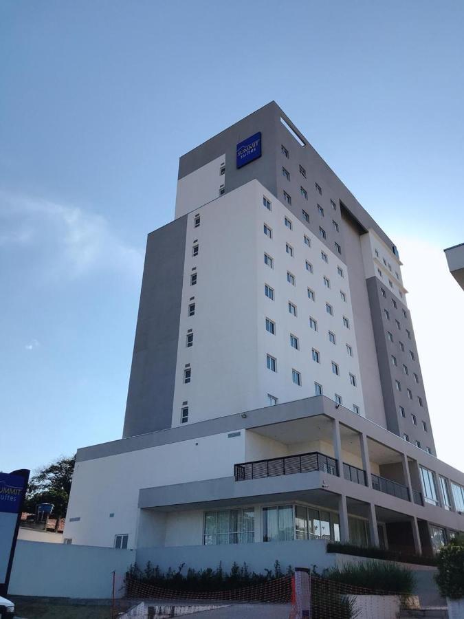 Summit Suites Hotel Pindamonhangaba Zewnętrze zdjęcie
